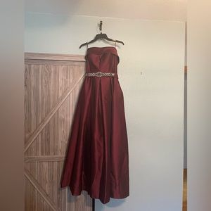 Eliza J Formal Dress - **PROM ANYONE***??